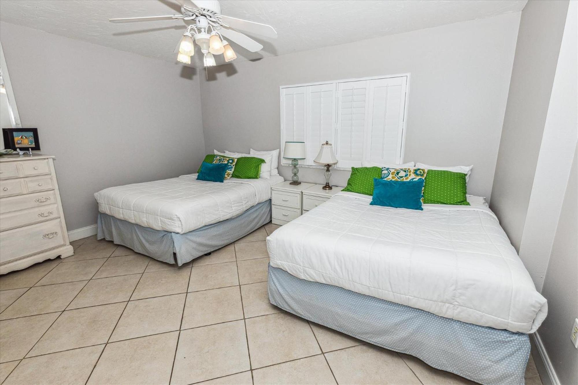 Apartment Shoreline Towers 1063 Destin