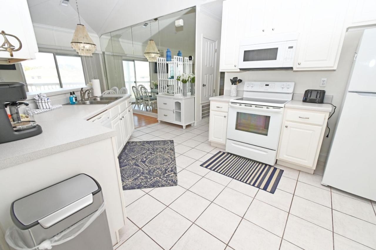 Sandpiper Cove Unit 4206 Destin