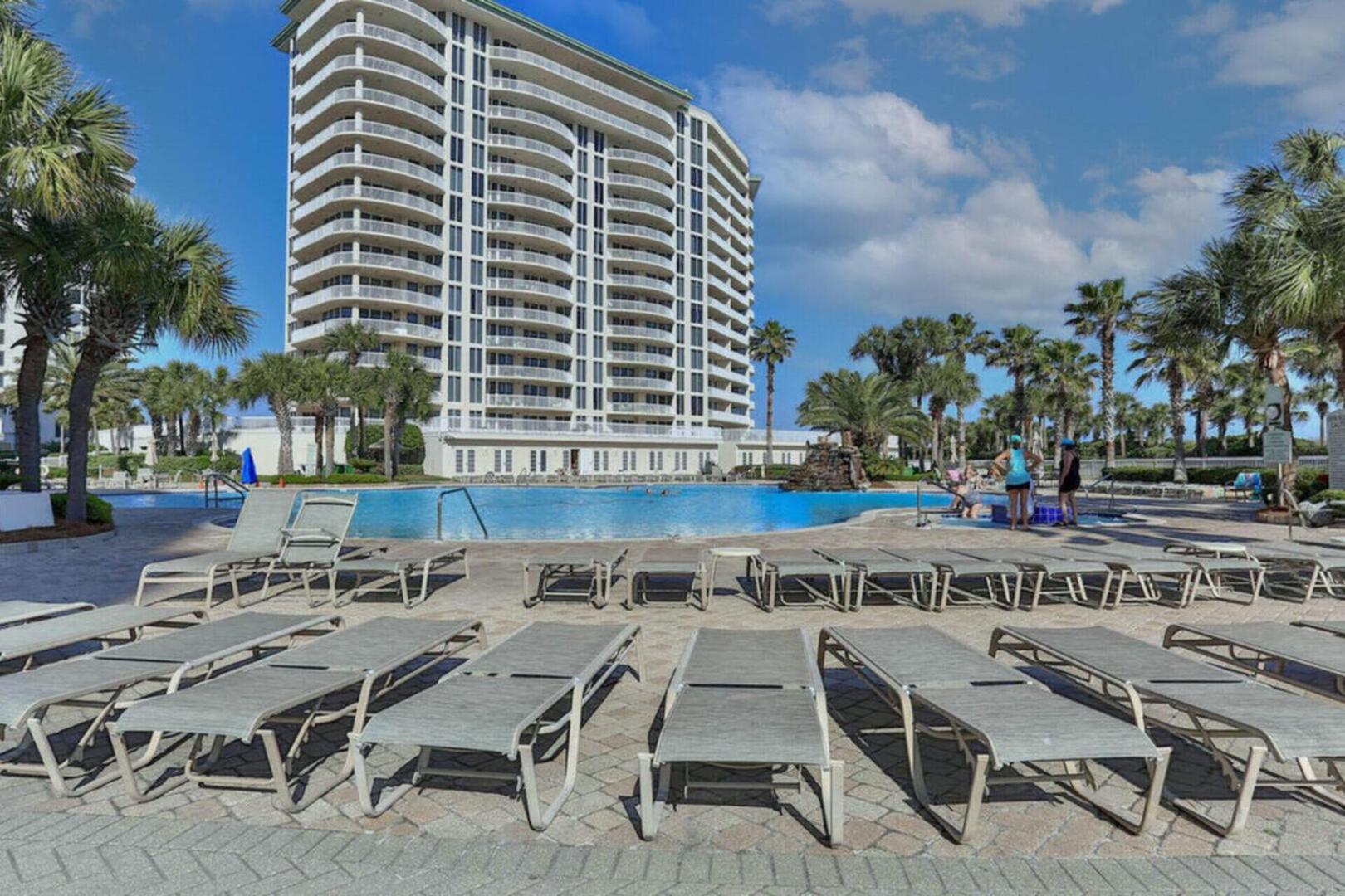 St Maarten 402 A Luxury Beachfront 3 Bedroom Elevator Opens Into Unit Holiday home