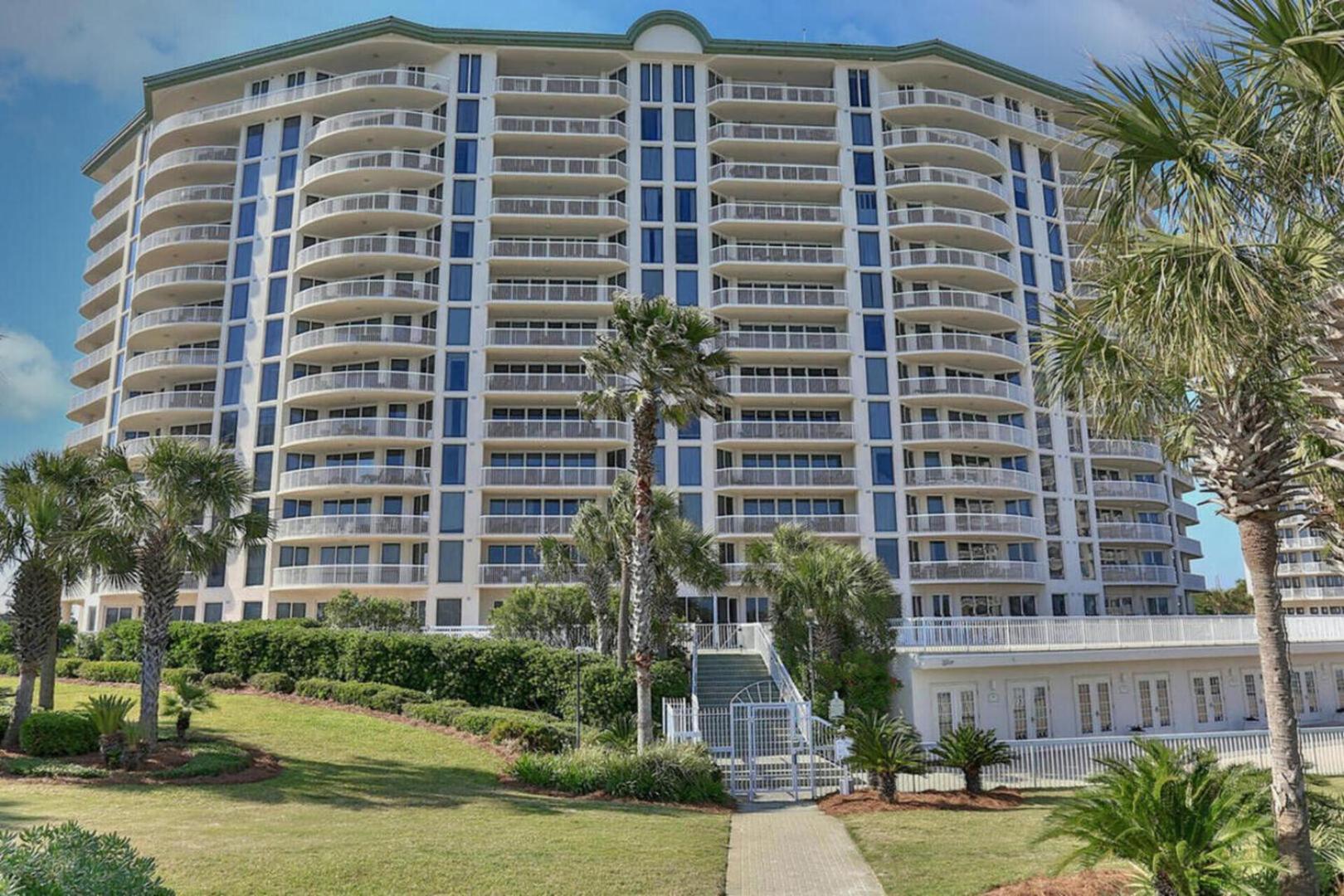 St Maarten 402 A Luxury Beachfront 3 Bedroom Elevator Opens Into Unit