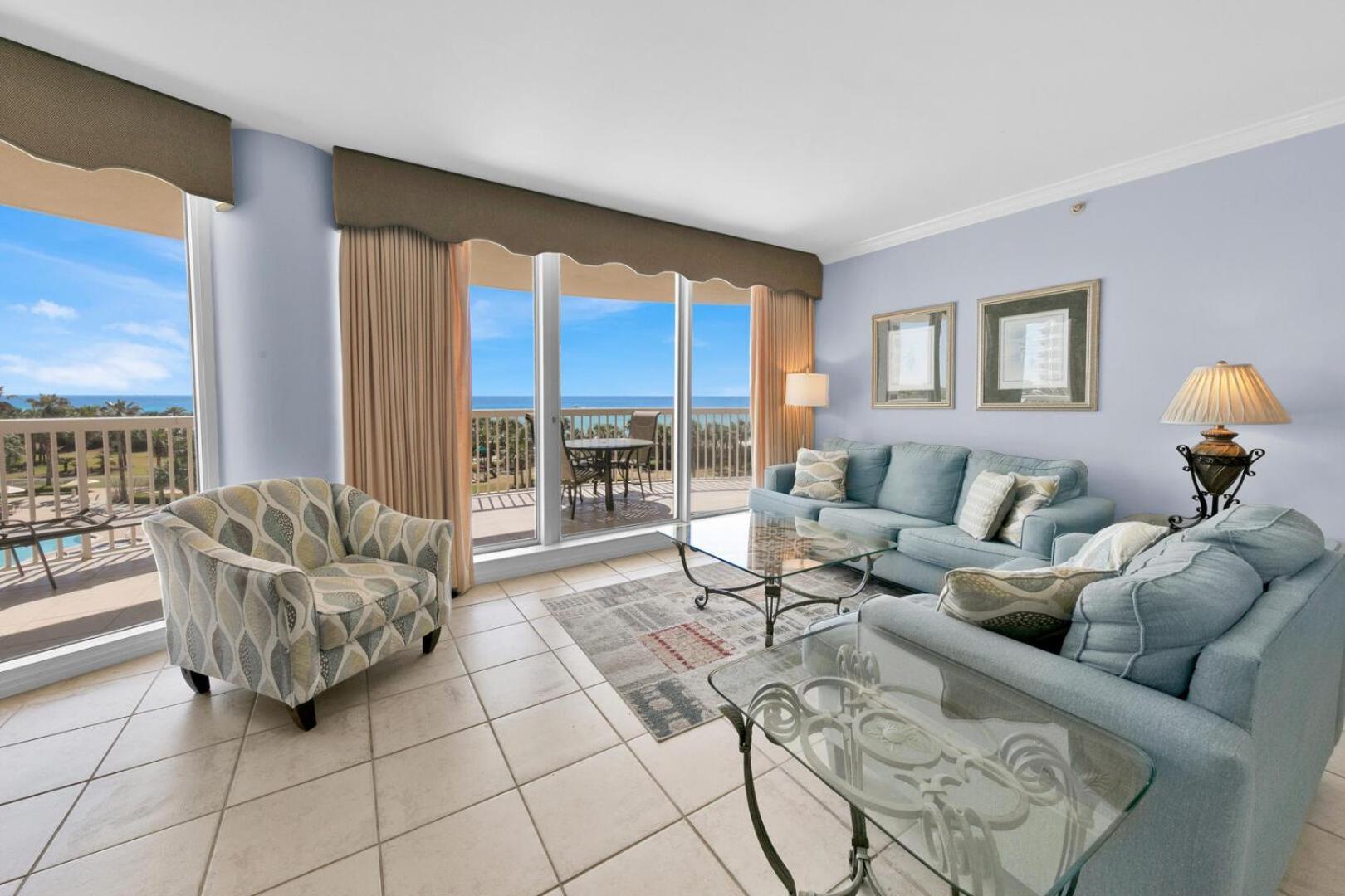 St Maarten 402 A Luxury Beachfront 3 Bedroom Elevator Opens Into Unit Holiday home Destin