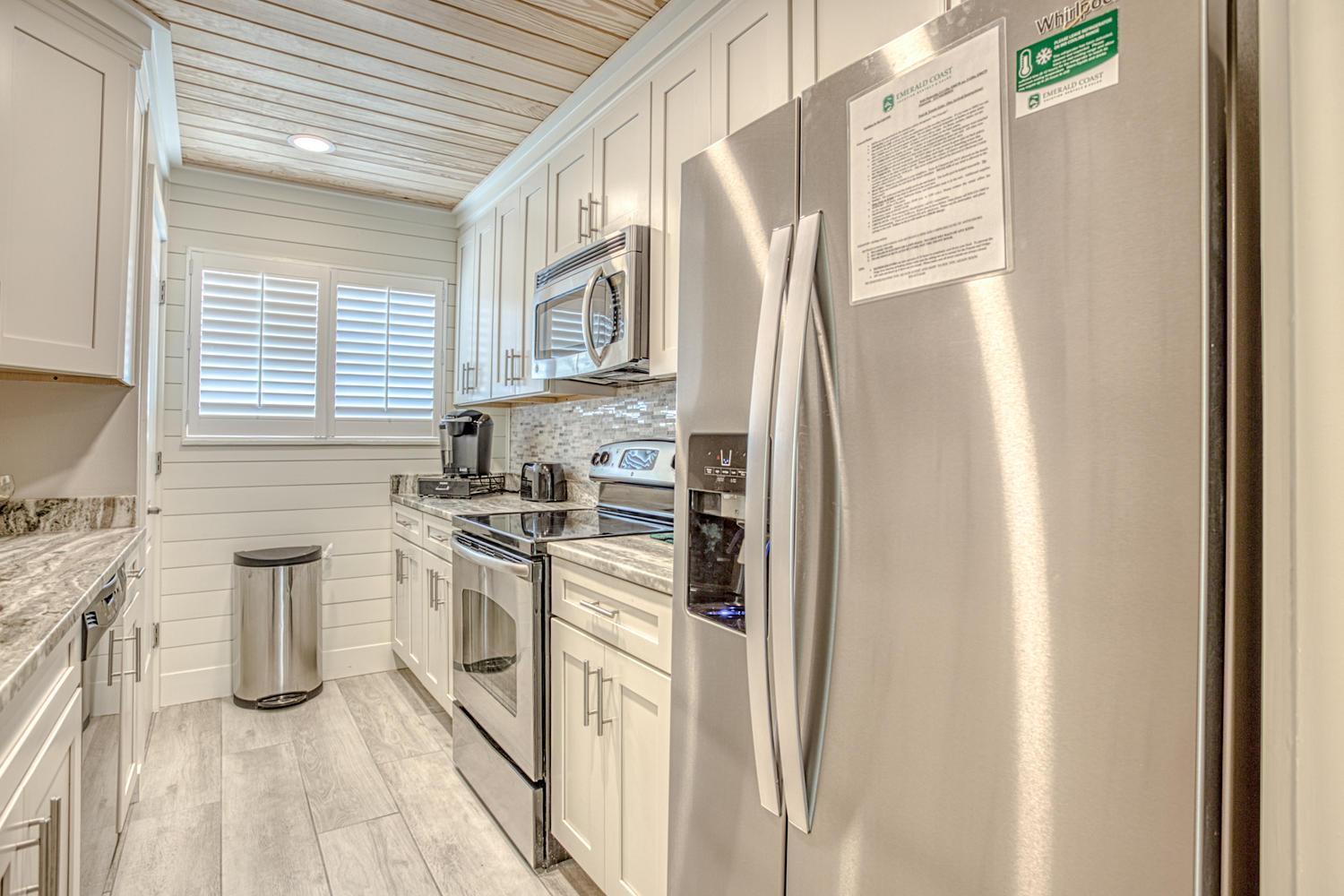 Holiday home Southbay 101 Completely Remodeled 3 Bedroom Townhome Only 30 Yards From The *