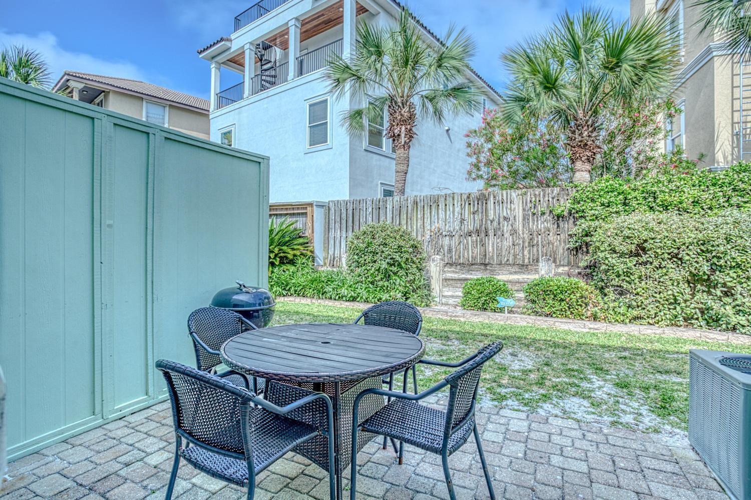 Southbay 101 Completely Remodeled 3 Bedroom Townhome Only 30 Yards From The Destin