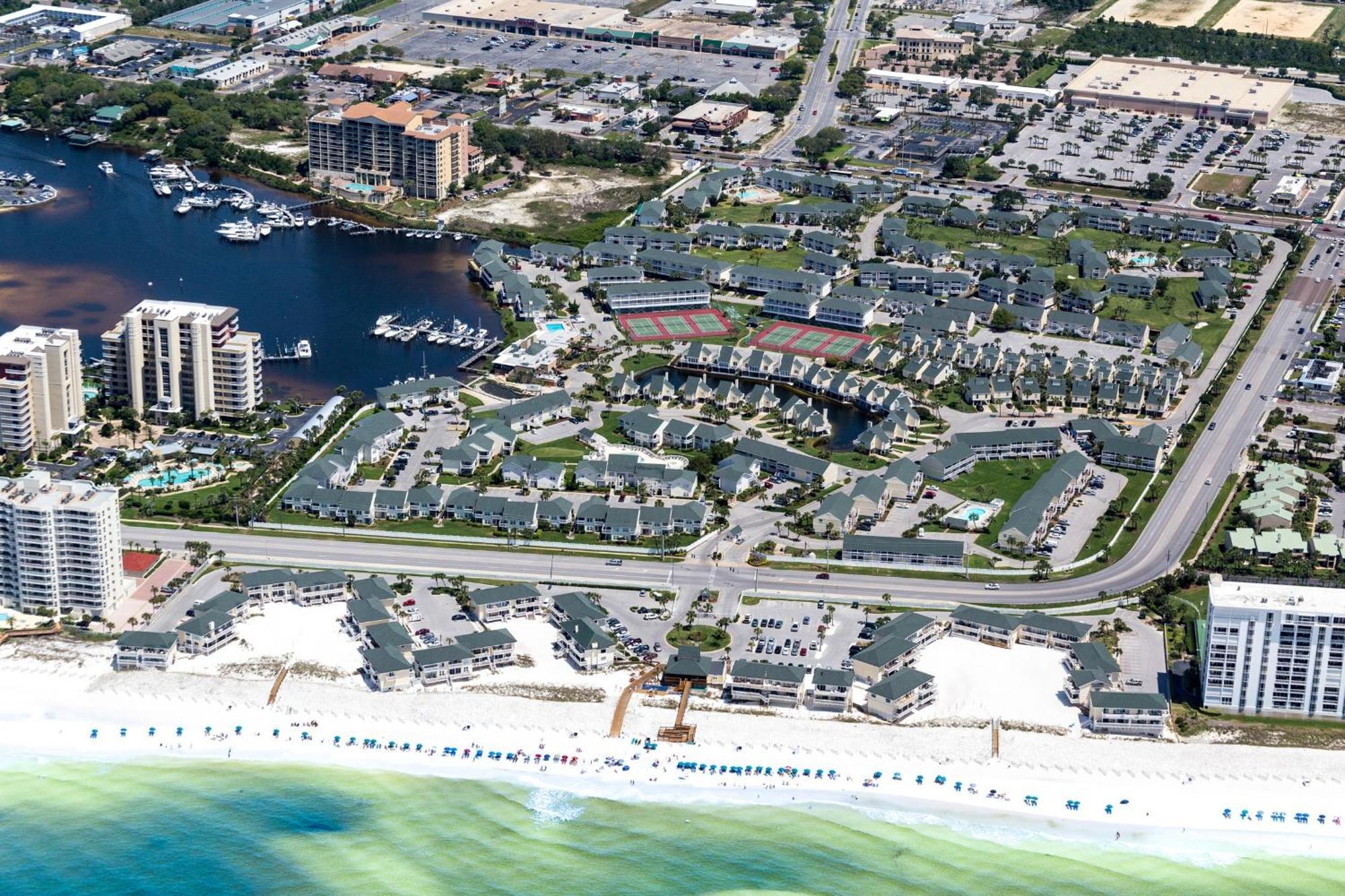 Sandpiper Cove #9124 * Destin