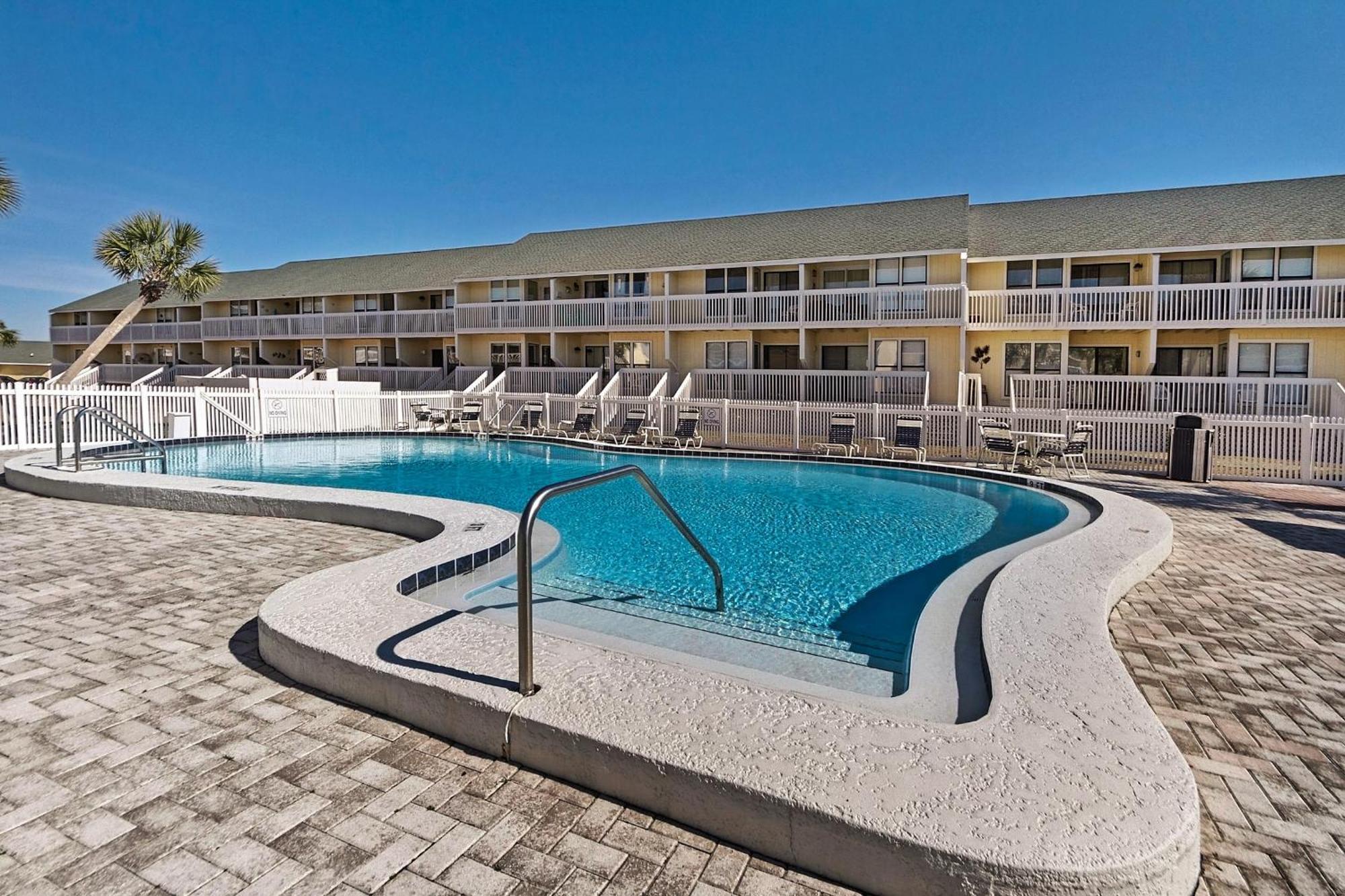 Apartment Sandpiper Cove 8208