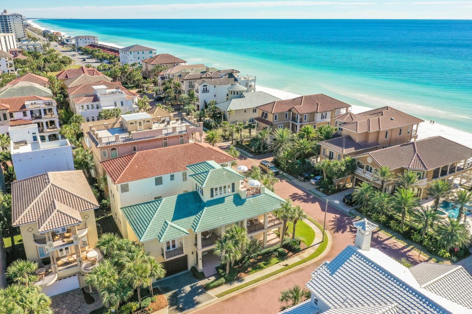 Holiday home Sand Dollar By Avantstay Spectacular Beachside Oasis W Gorgeous Views Destin