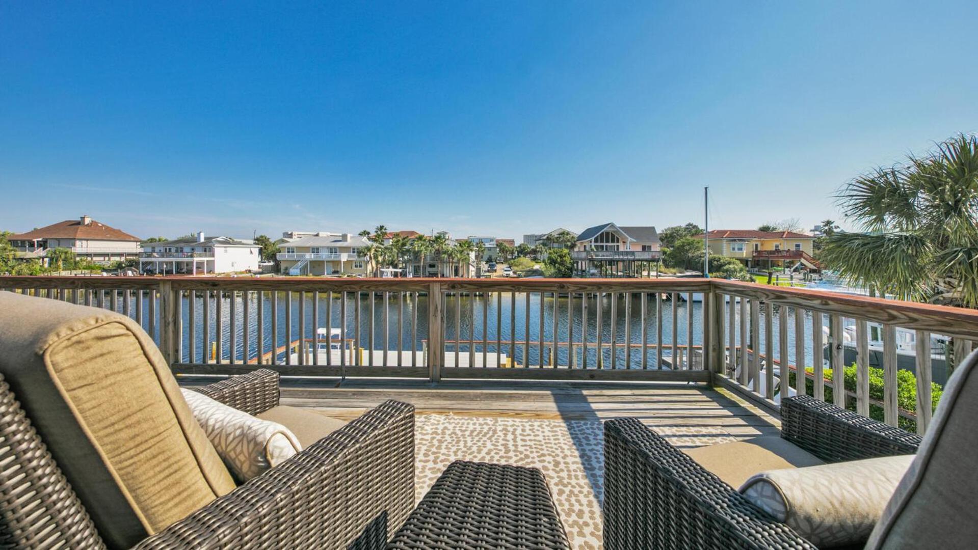 Palm Breeze - Is A 4br With Private Pool And Boat Dock In * Destin