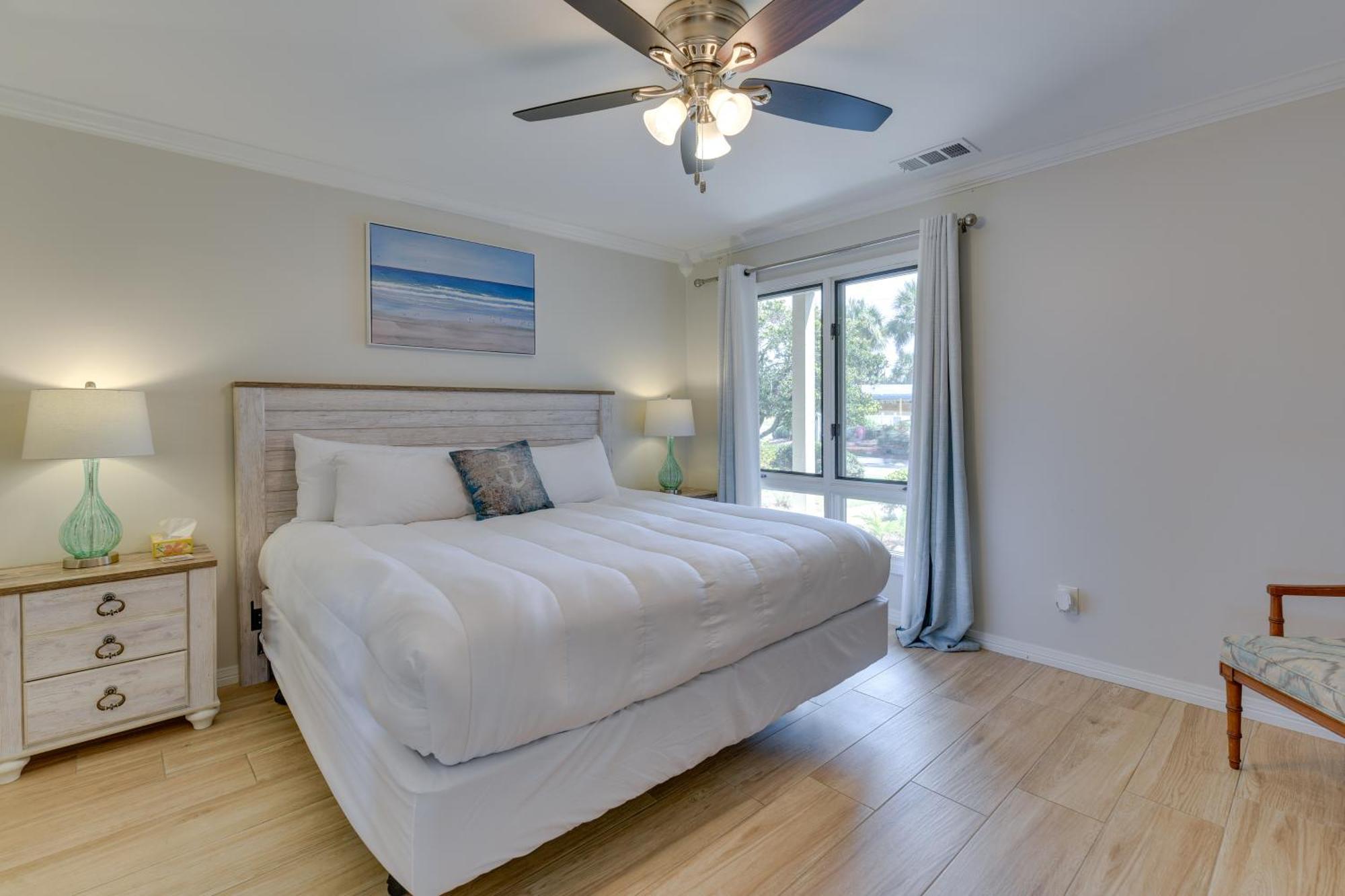 Chic Miramar With Pool Access! Destin