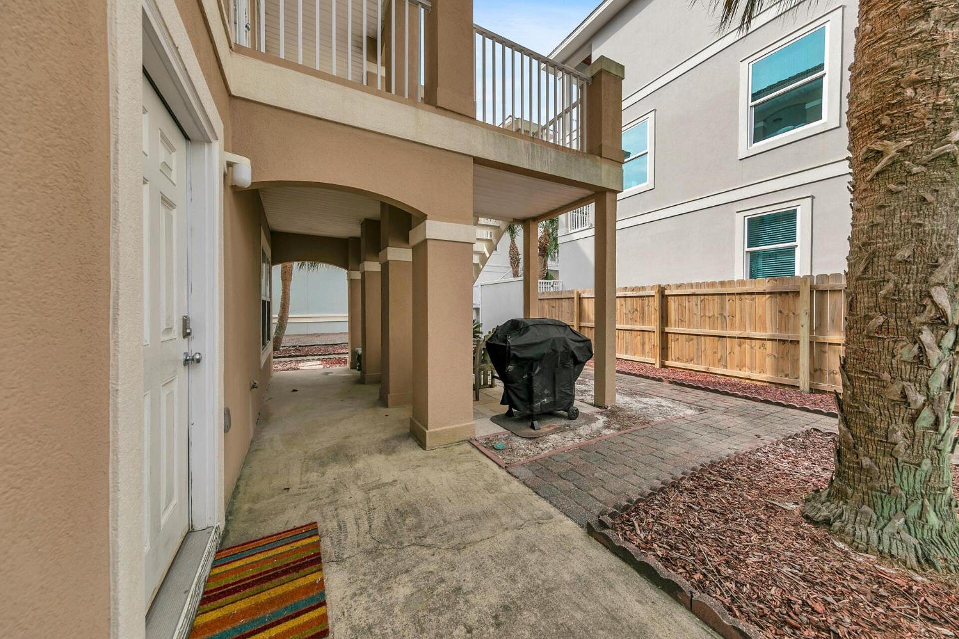 The Spyglass A 5 Bed 3 Bath House That Sleeps 14 And Just 67 Steps From The Holiday home