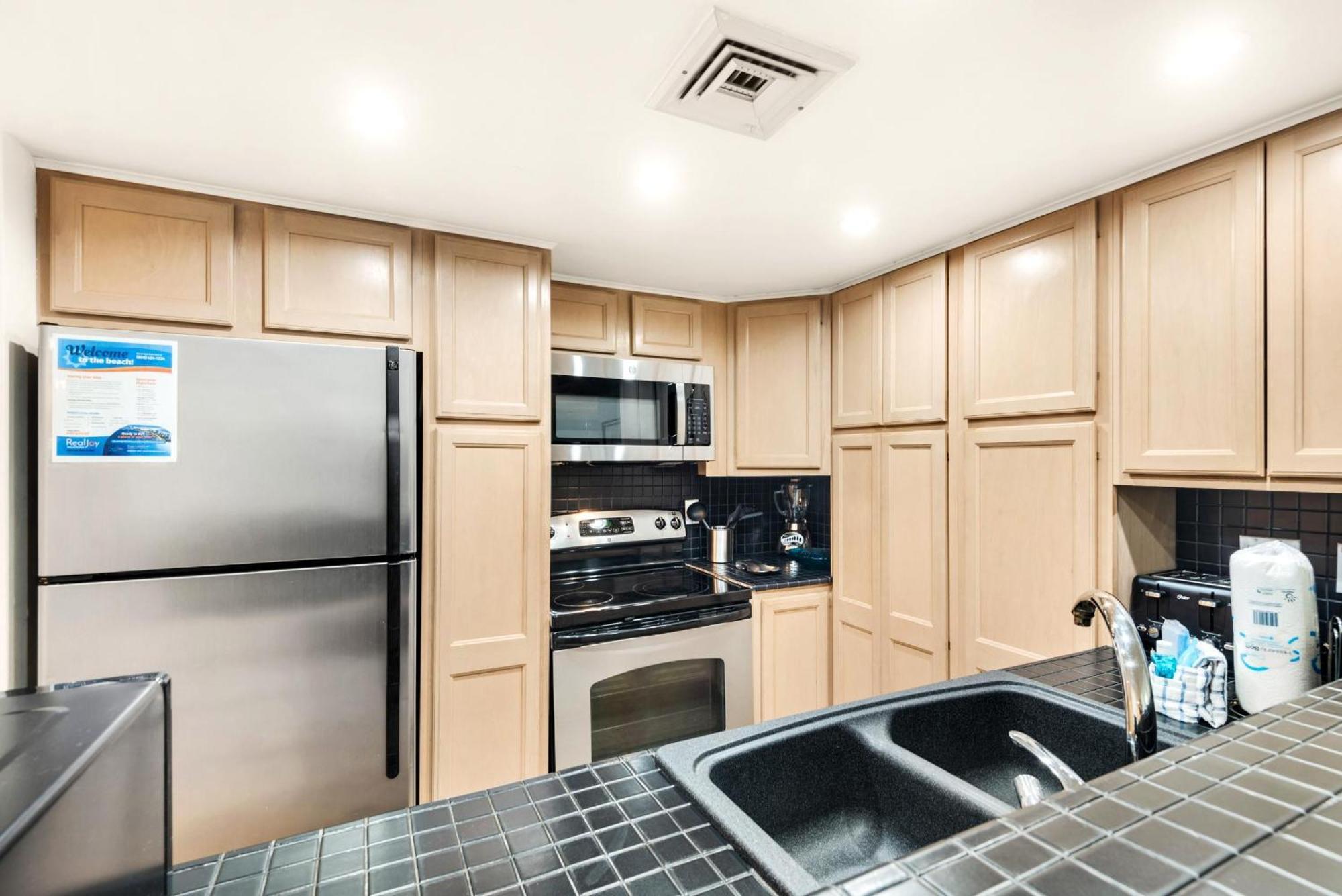 Holiday Surf And Racquet Club 707 Apartment