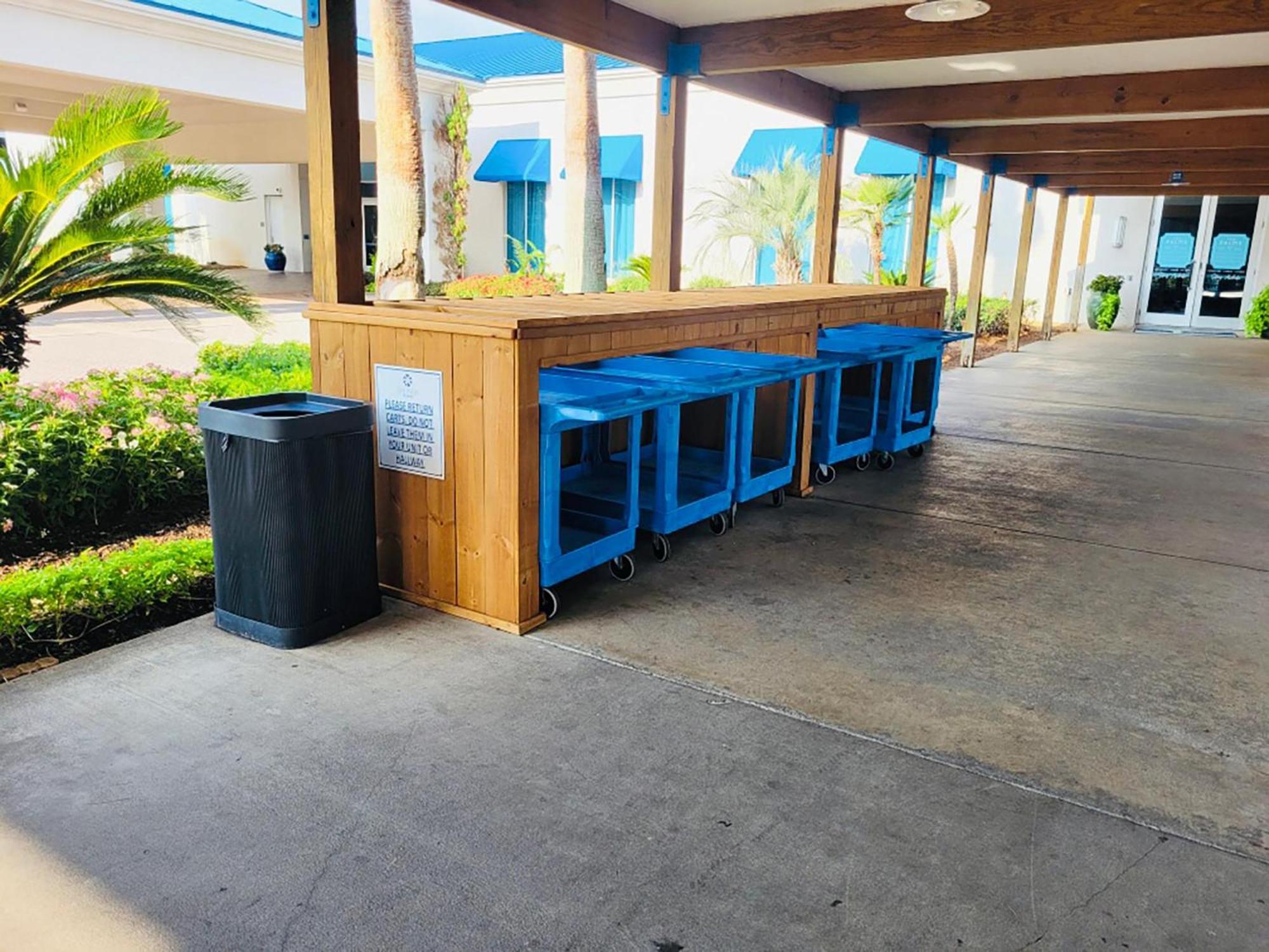 Palms #2605 Jr 2br