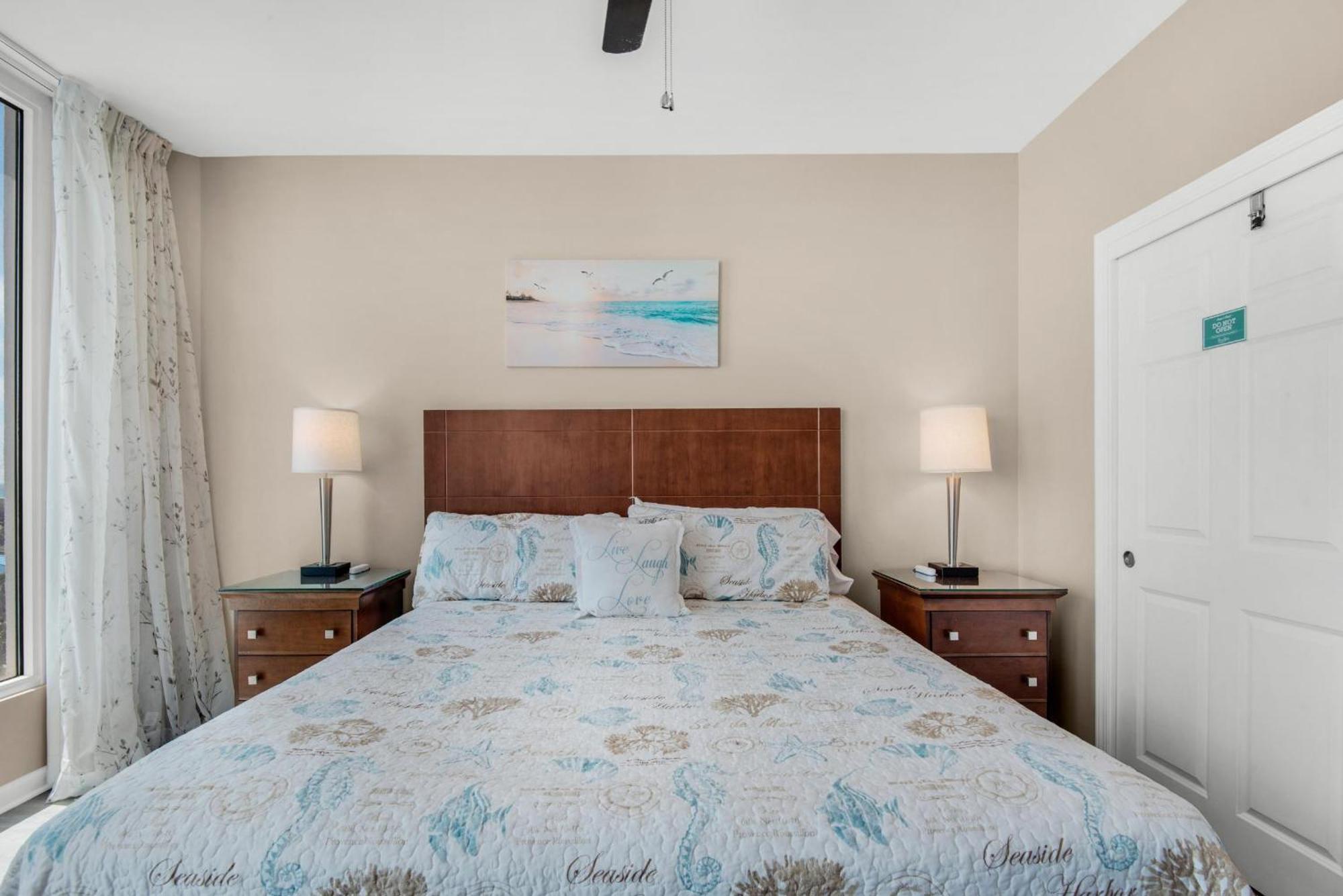Palms #2605 Jr 2br