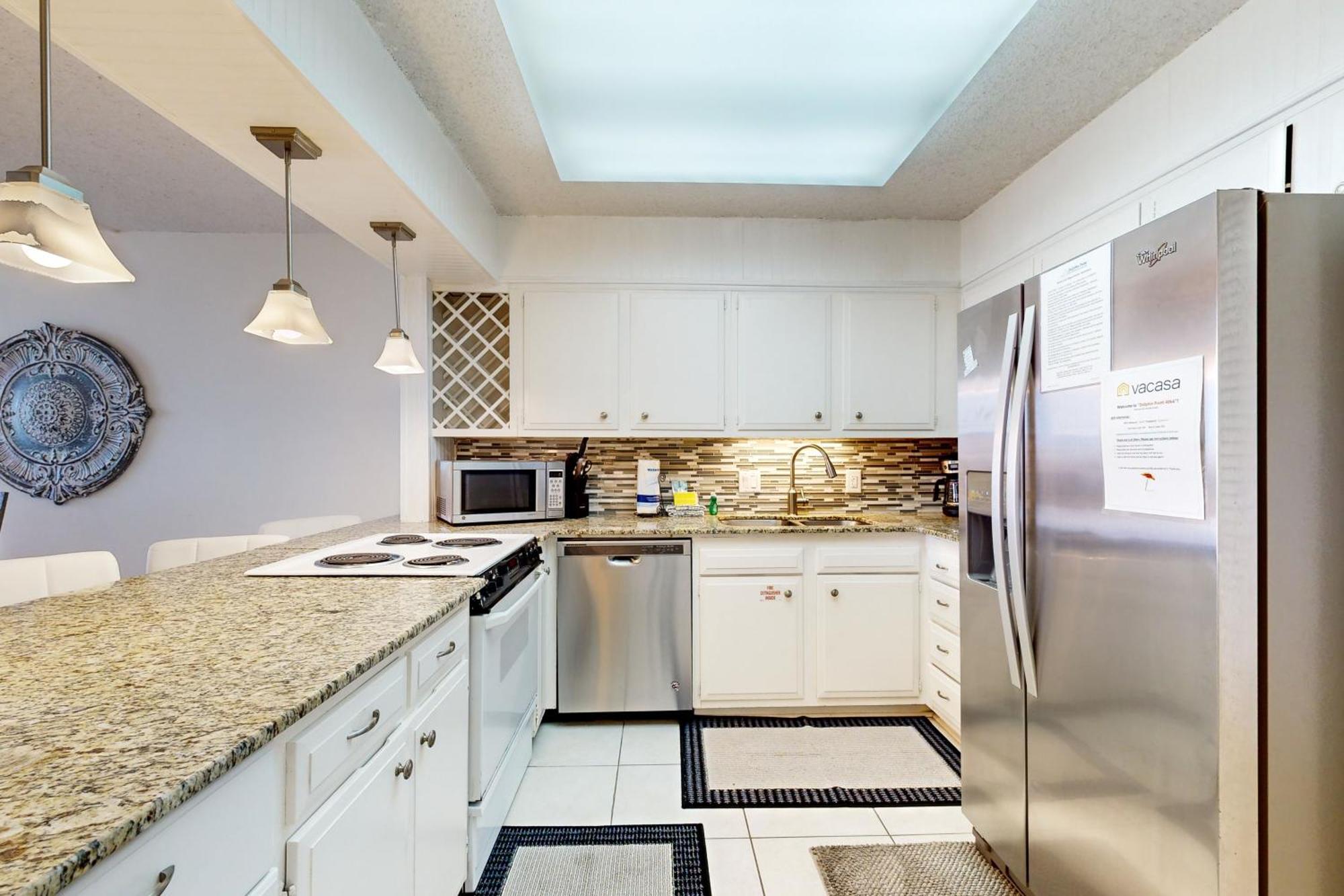 Apartment Dolphin Point #406a