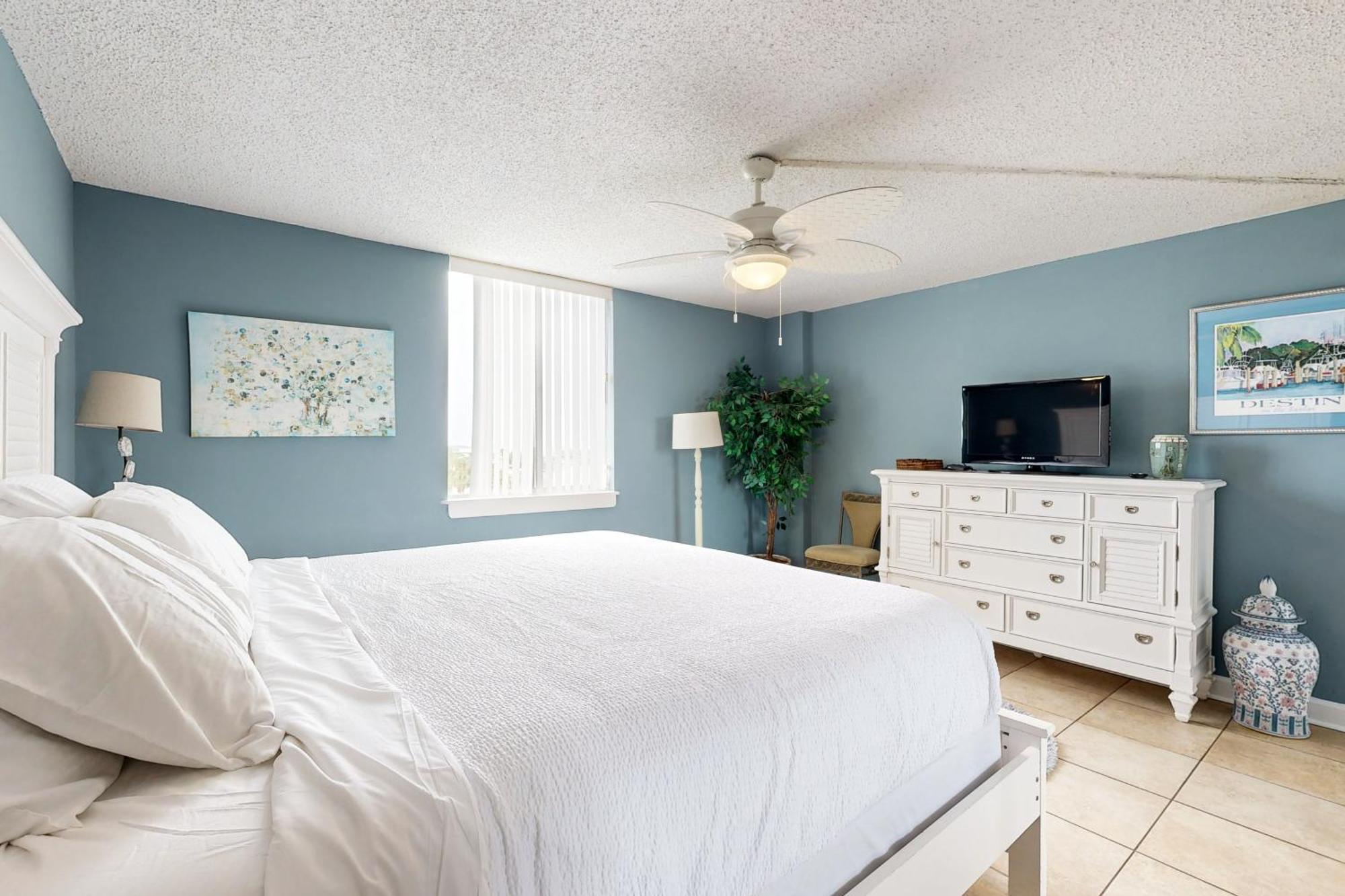 Dolphin Point #406a Apartment Destin