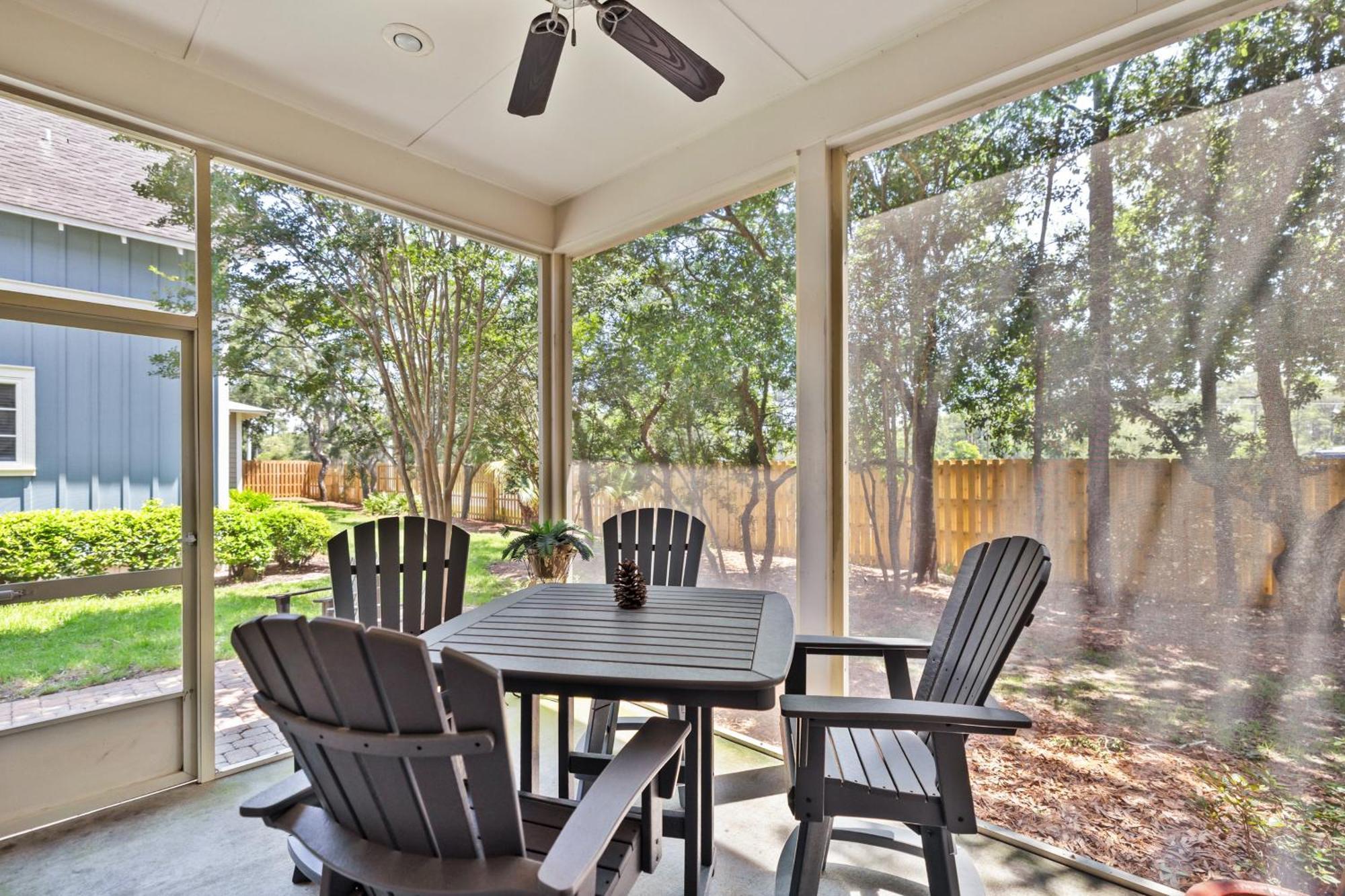 2465 Bungalo Holiday home