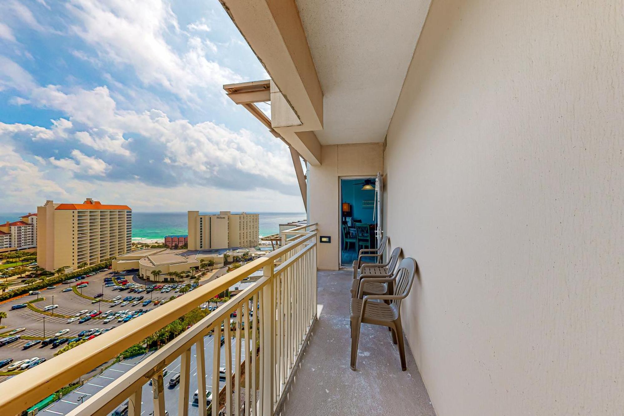 Luau Iv Apartment *