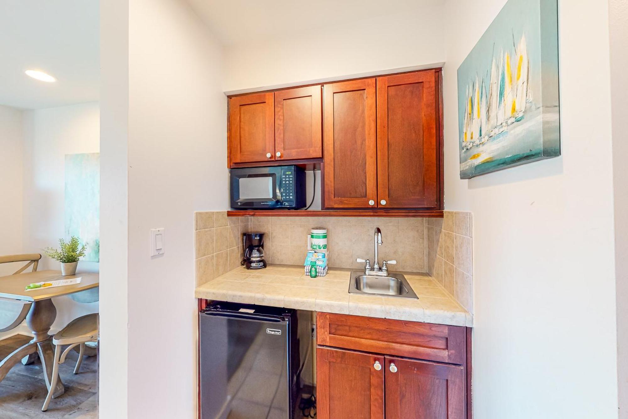 Luau Iv Apartment