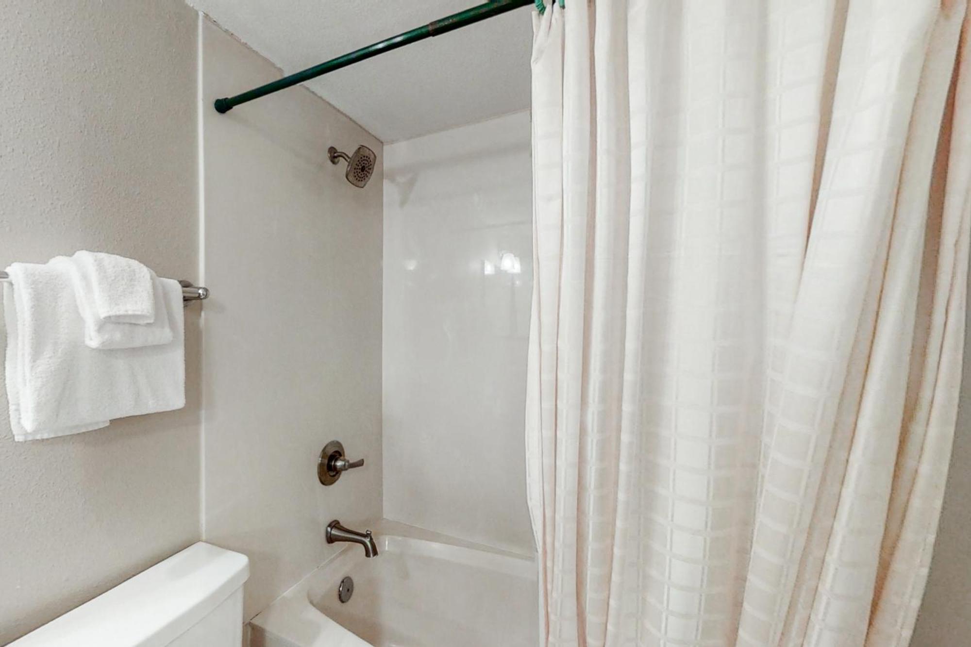 Emerald Towers Apartment Destin