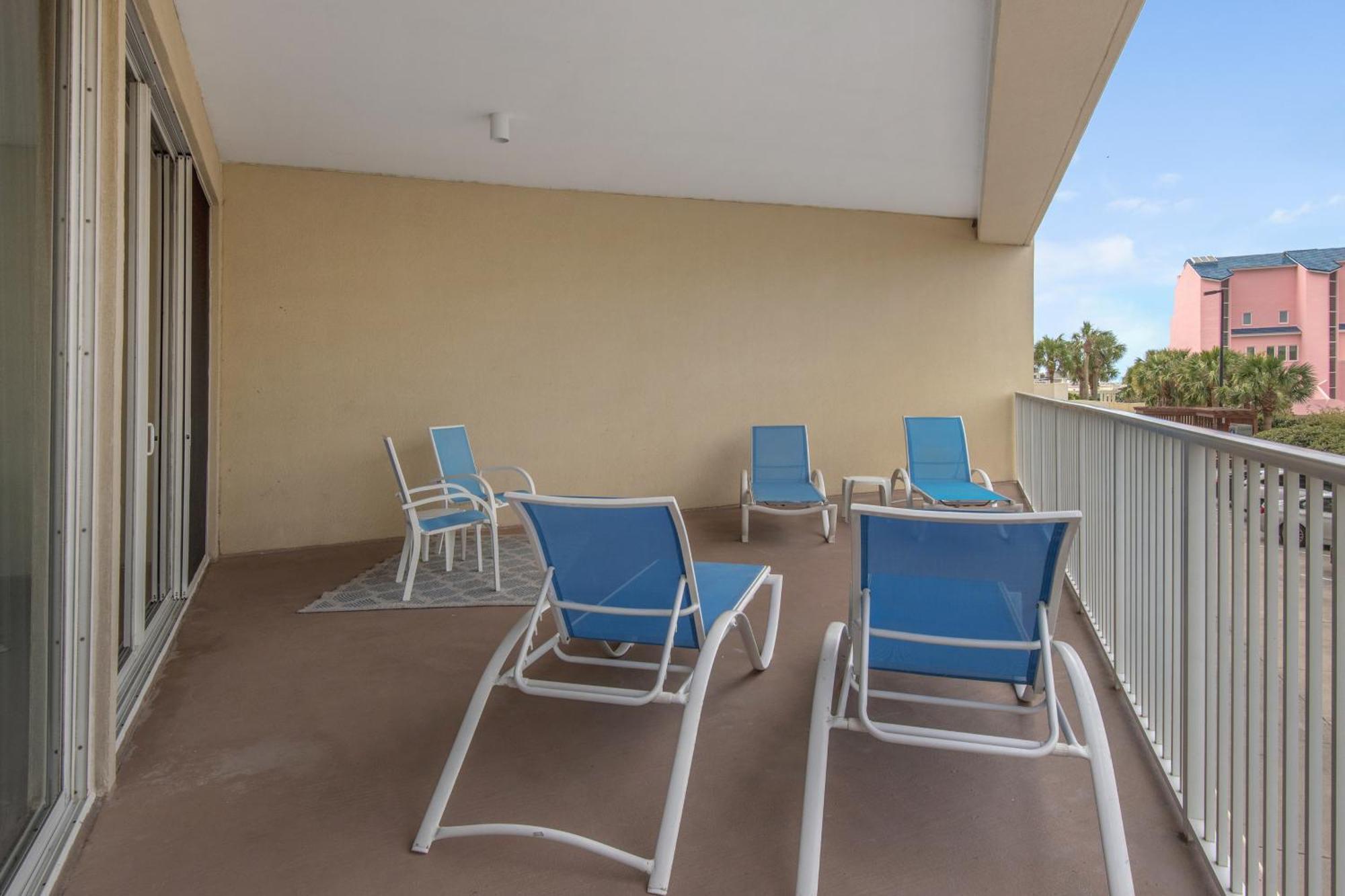 Tops'l Tides I Holiday home
