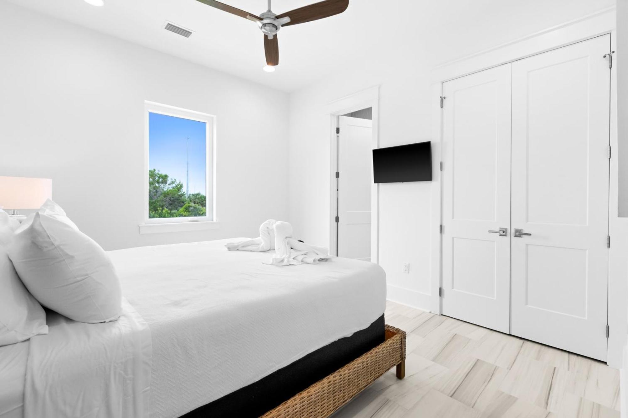 Soleil - Brand New Luxury Retreat! *