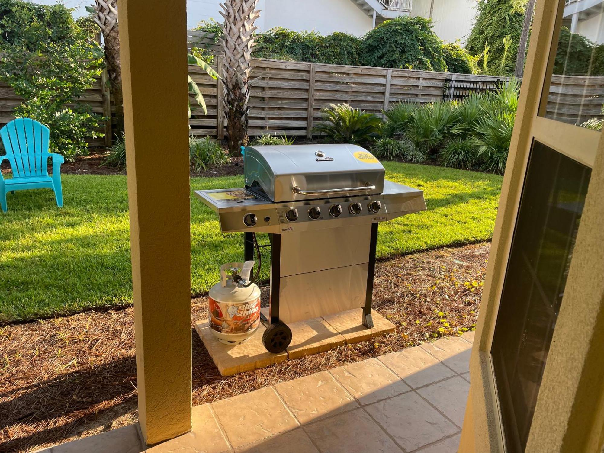 Five O'clock Somewhere At Destiny East Holiday home