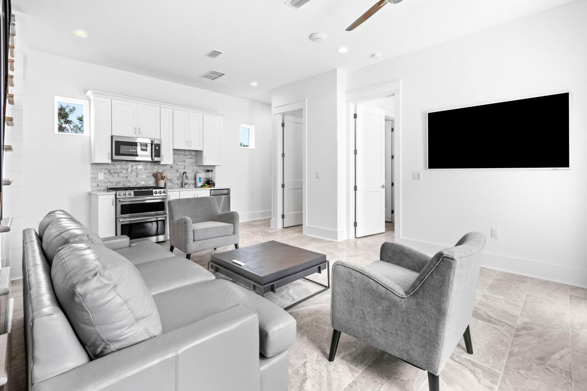 Soleil - Brand New Luxury Retreat! Holiday home Destin