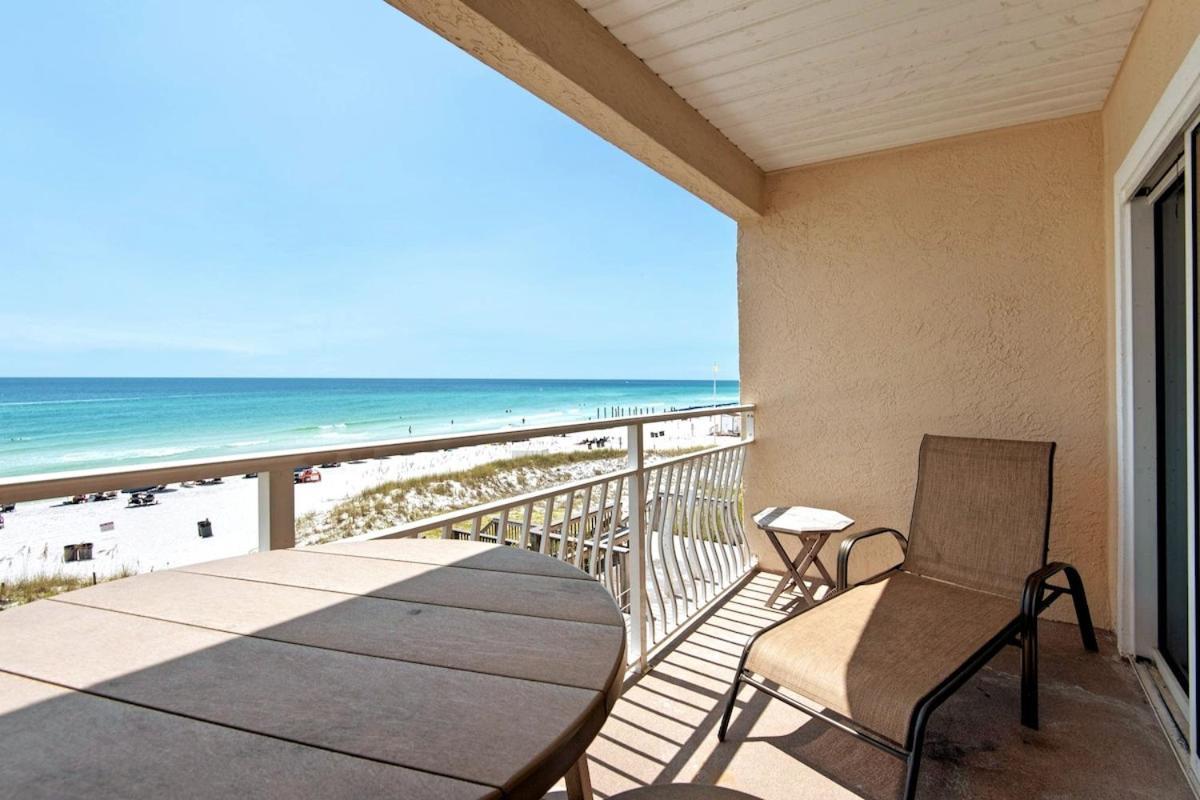 Deja View Beachfront Sunrise Svc Included Destin