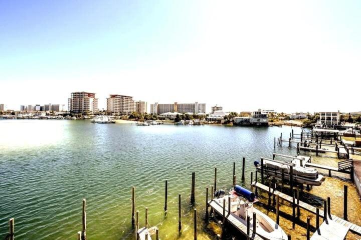 Holiday home Sea-renity 4 Waterfront Balconies Gated Destin