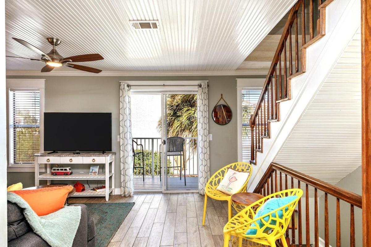 Holiday home Sea-renity 4 Waterfront Balconies Gated Destin