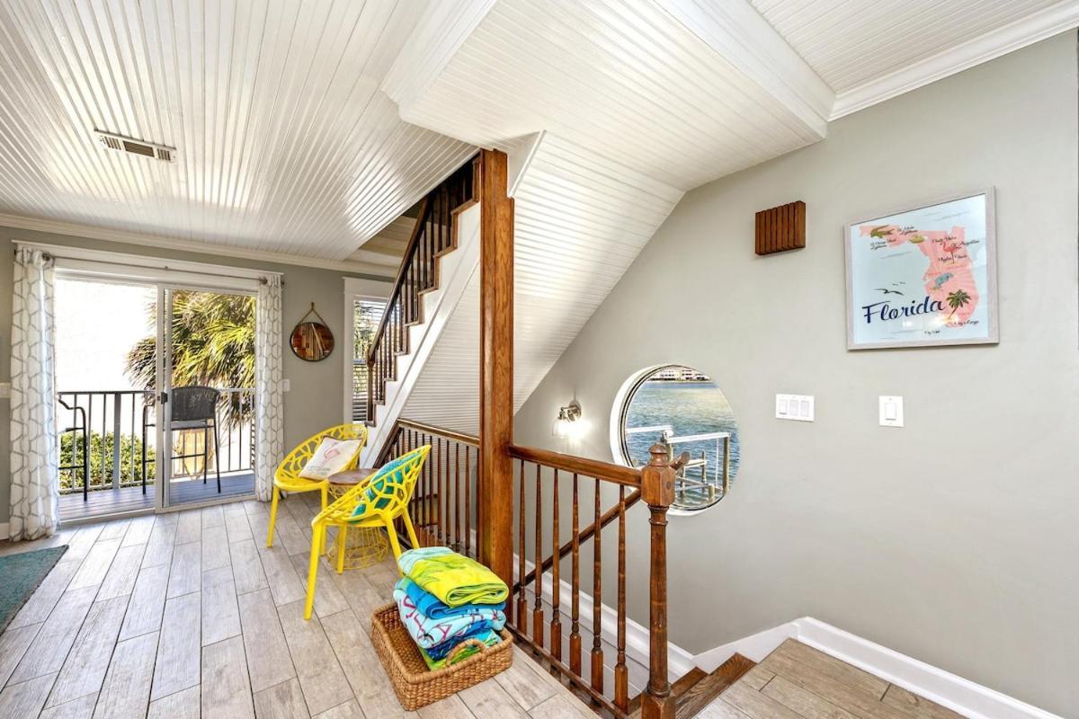 Sea-renity 4 Waterfront Balconies Gated * Destin