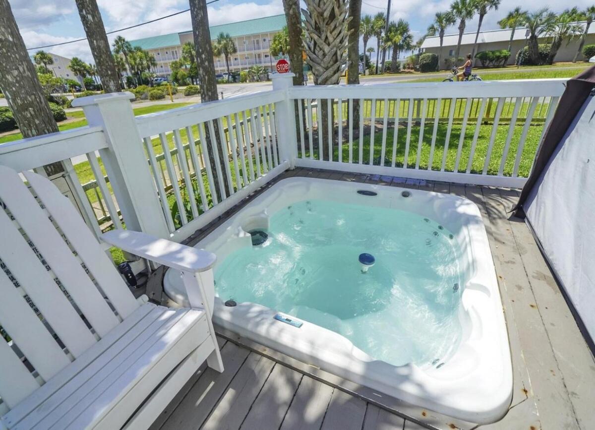Holiday home The View Golf Cart & Pool Heat Deals Hottub