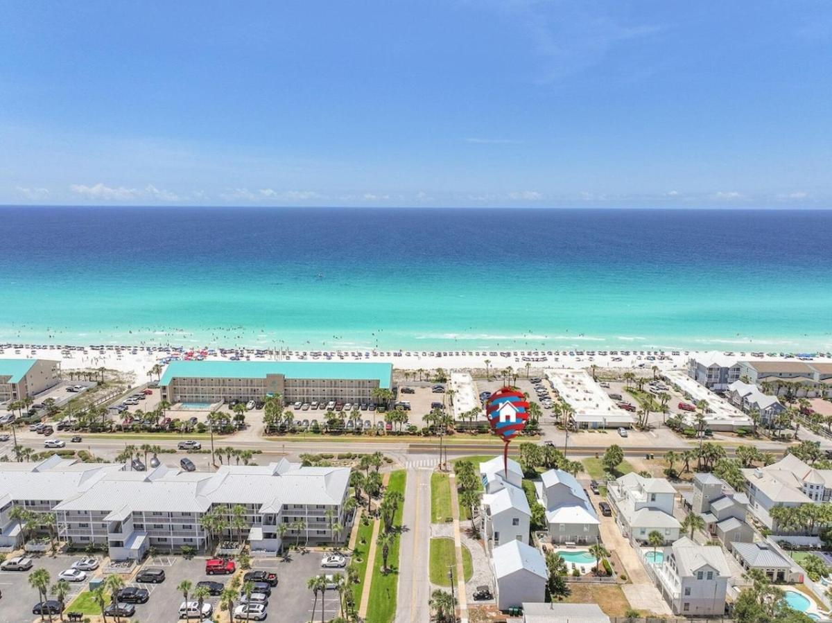 The View Golf Cart & Pool Heat Deals Hottub Holiday home Destin