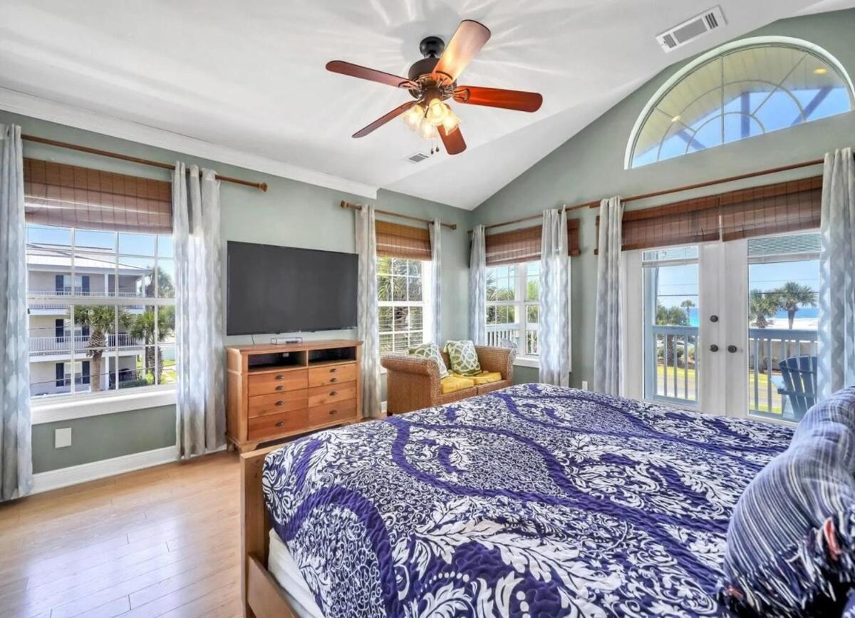 The View Golf Cart & Pool Heat Deals Hottub Holiday home *