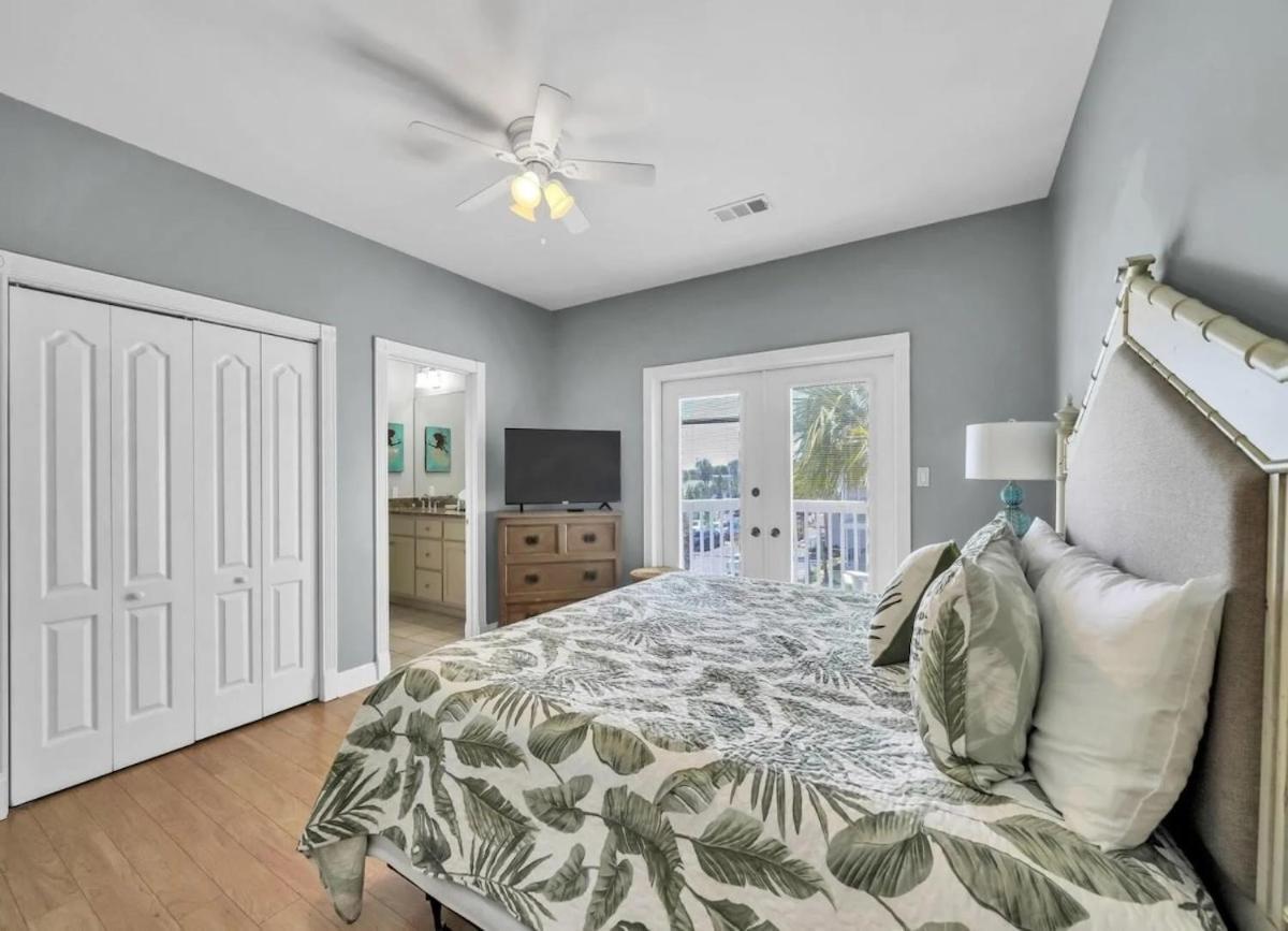 Holiday home The View Golf Cart & Pool Heat Deals Hottub Destin