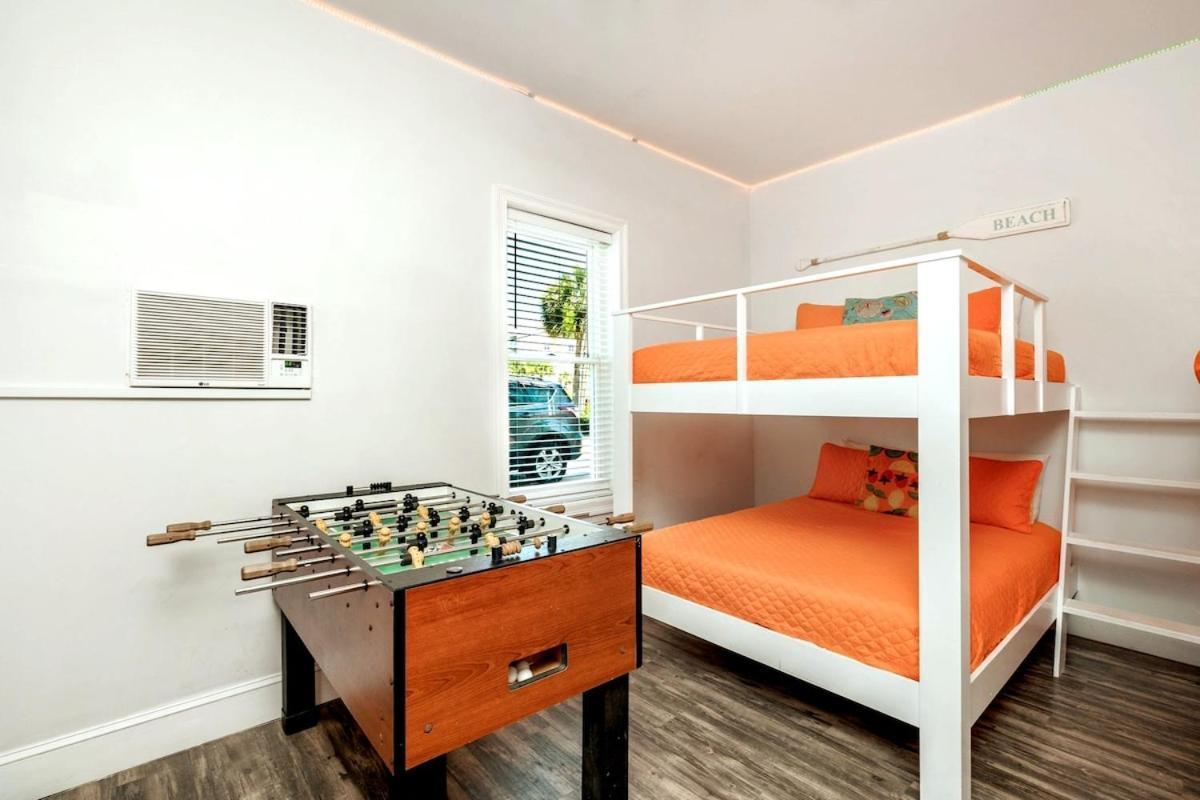 Holiday home Sunbelievable Heated Pool N Golf Cart Deals Destin