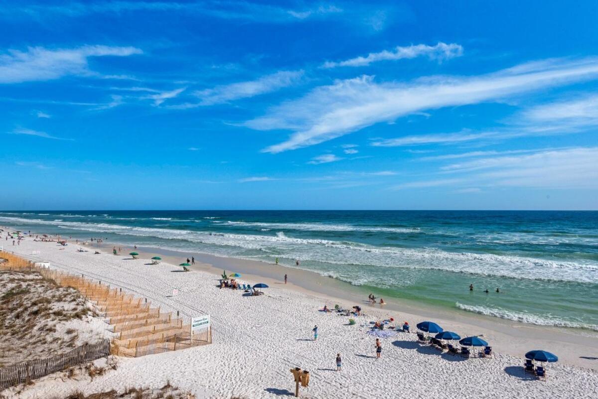 Holiday home Seaquest 3 Stories Beach Front