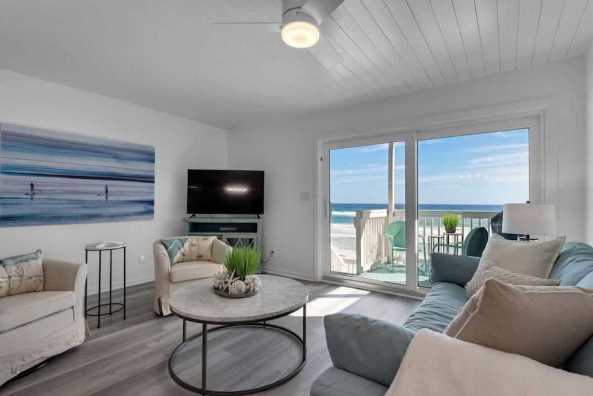 Holiday home Seaquest 3 Stories Beach Front Destin