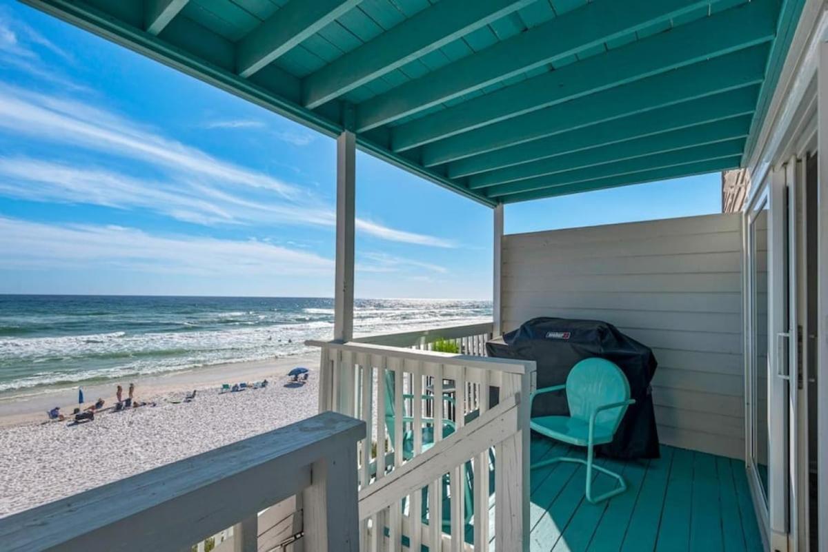 Holiday home Seaquest 3 Stories Beach Front