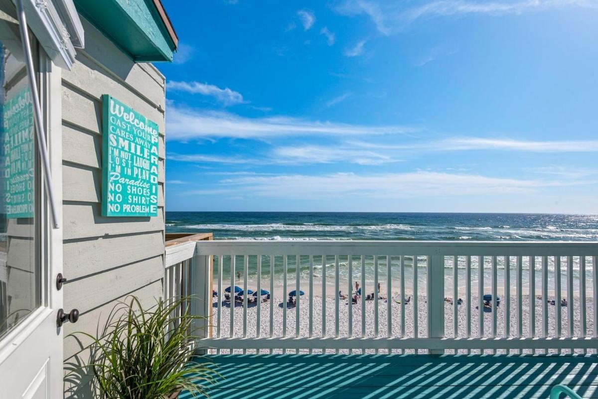 Seaquest 3 Stories Beach Front *
