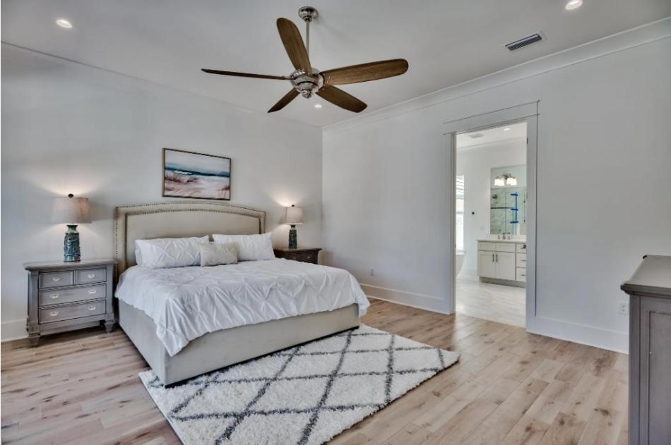 Sun Justice 4 Bd 4bth Close To *