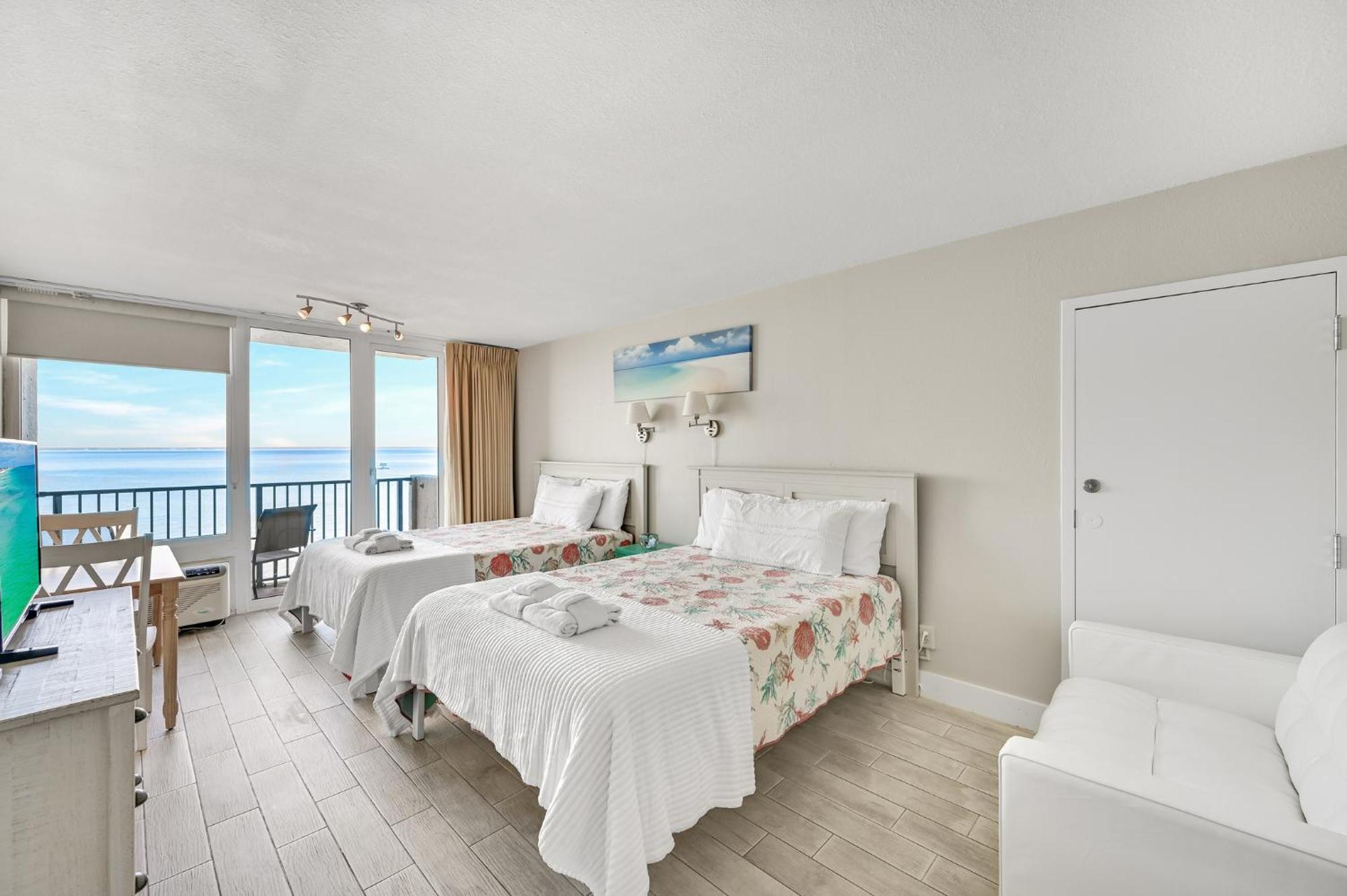 Sandestin Resorts, Bayside, Bay Front Apartment