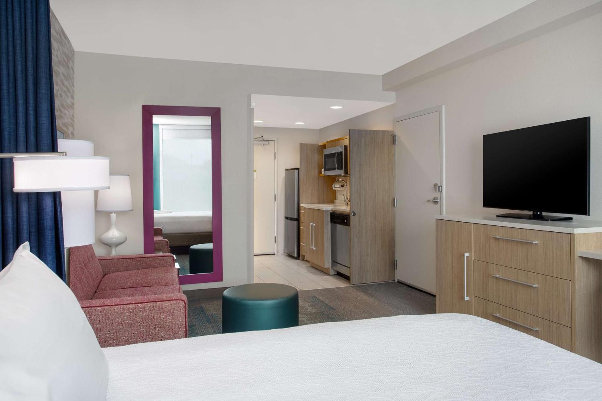 Hotel Home2 By Hilton