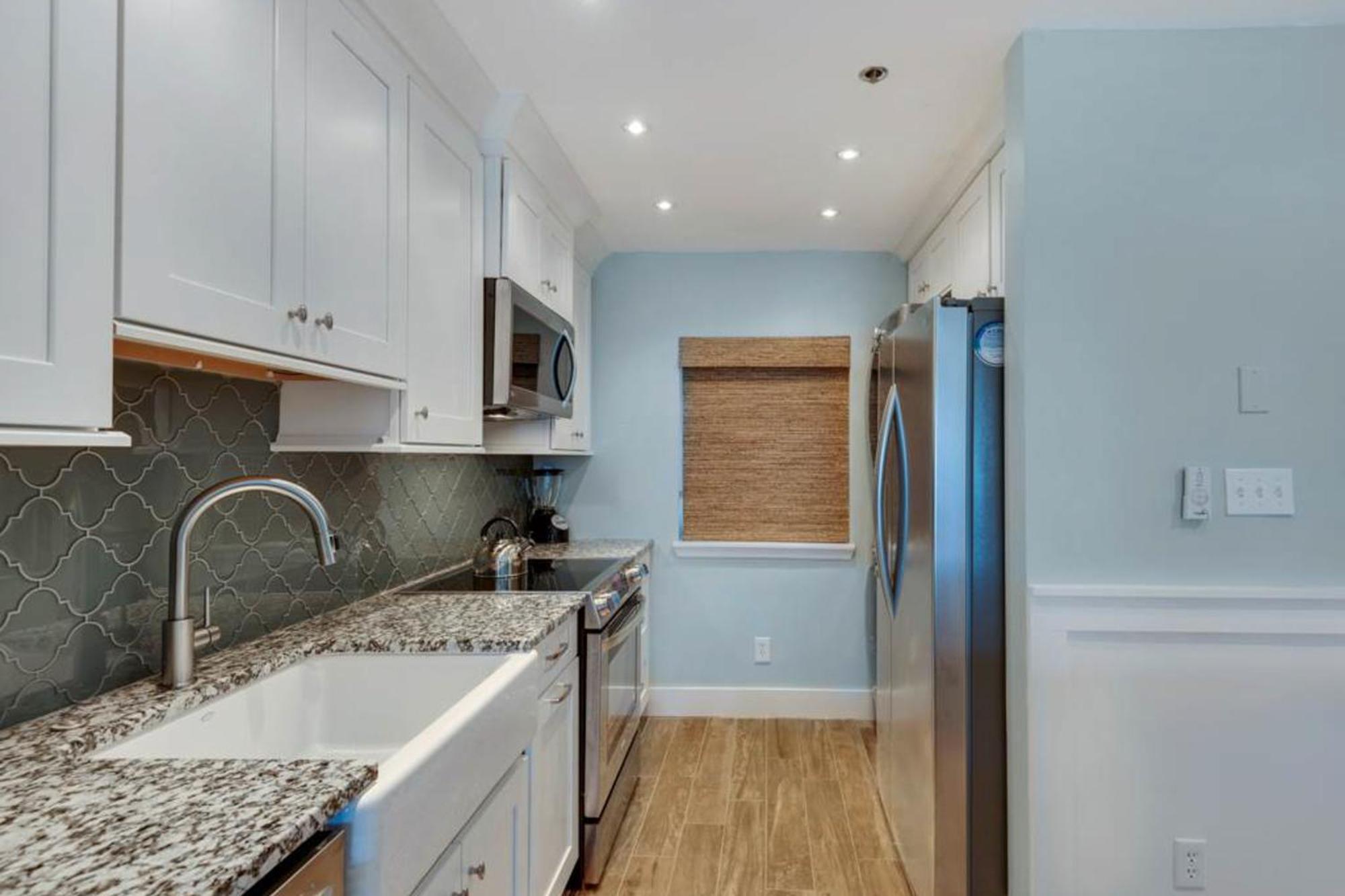 Tops'l Manor 612 Apartment