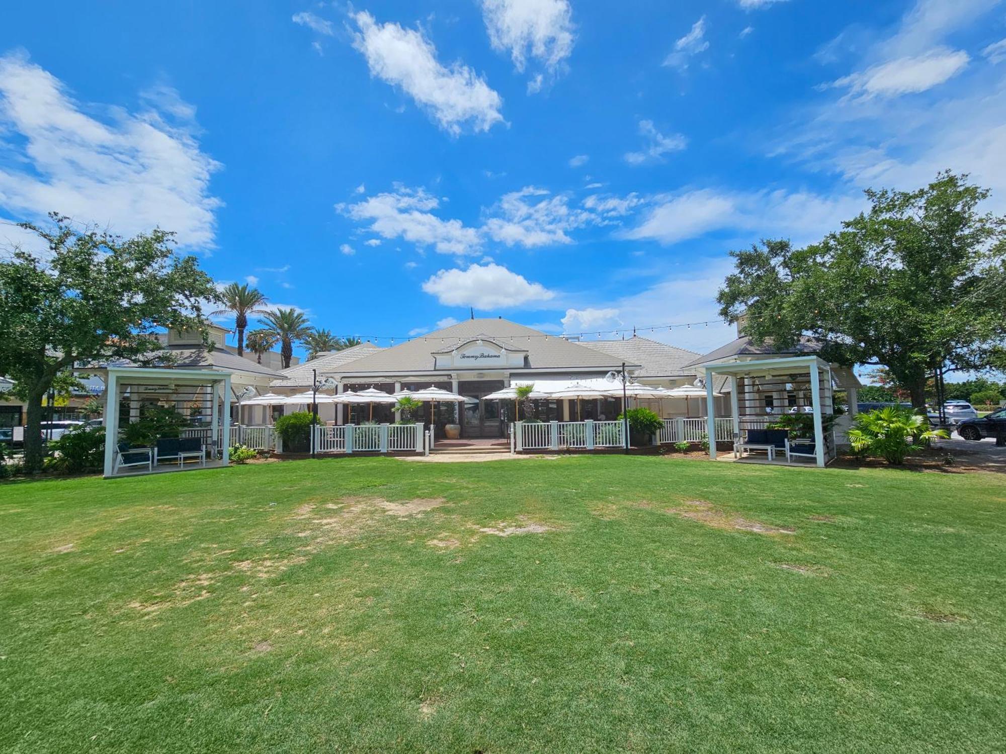 Charming 2 Bed 2 Bath Overlooking Horseshoe Lake. Sandestin. * Destin