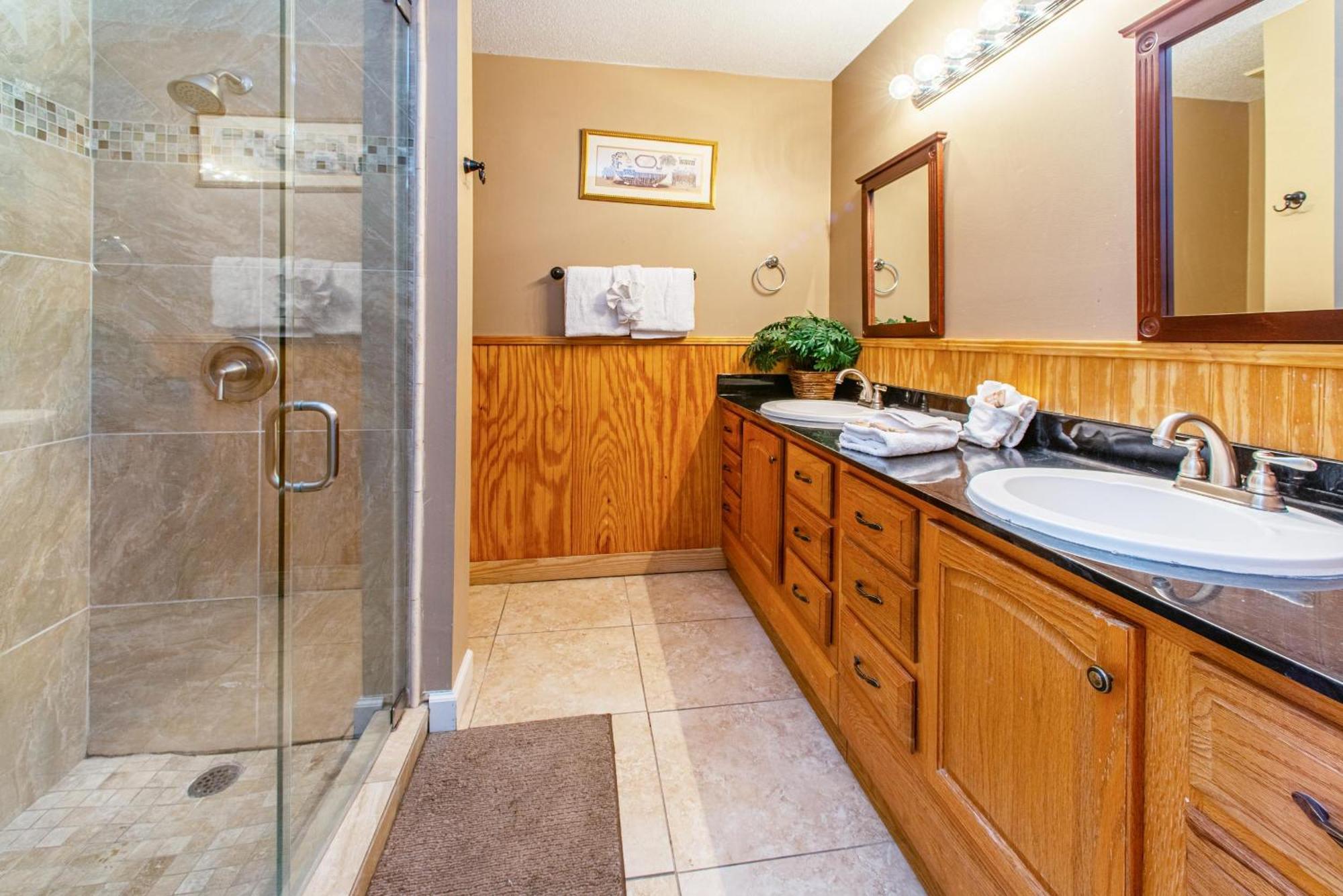 Holiday home Shoreline Towers Townhouse 4-3