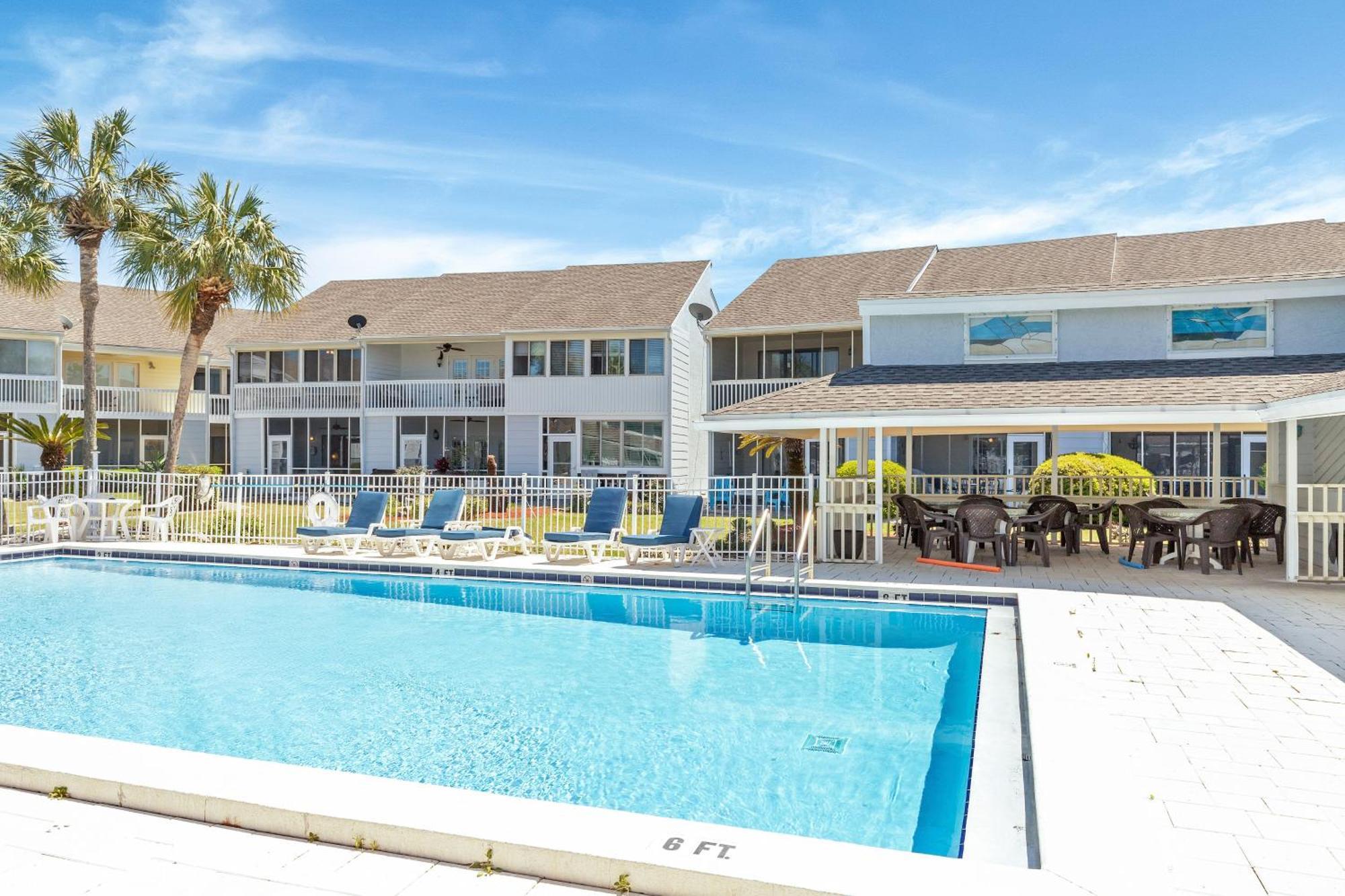 Apartment Inlet Reef 412- By Holiday Isle *