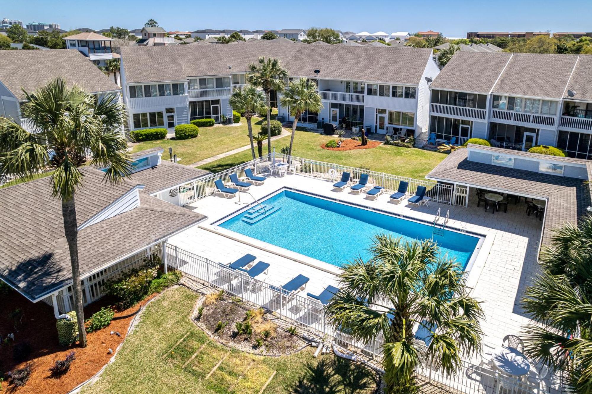 Apartment Oceania 705- By Isle *