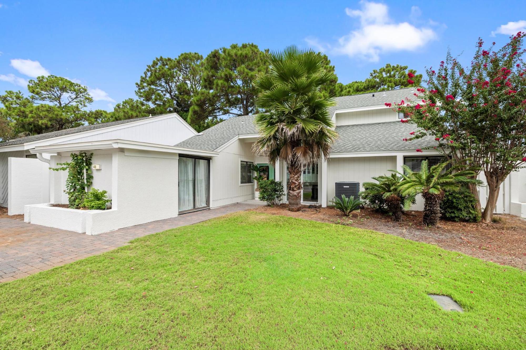 418 Linkside Drive *