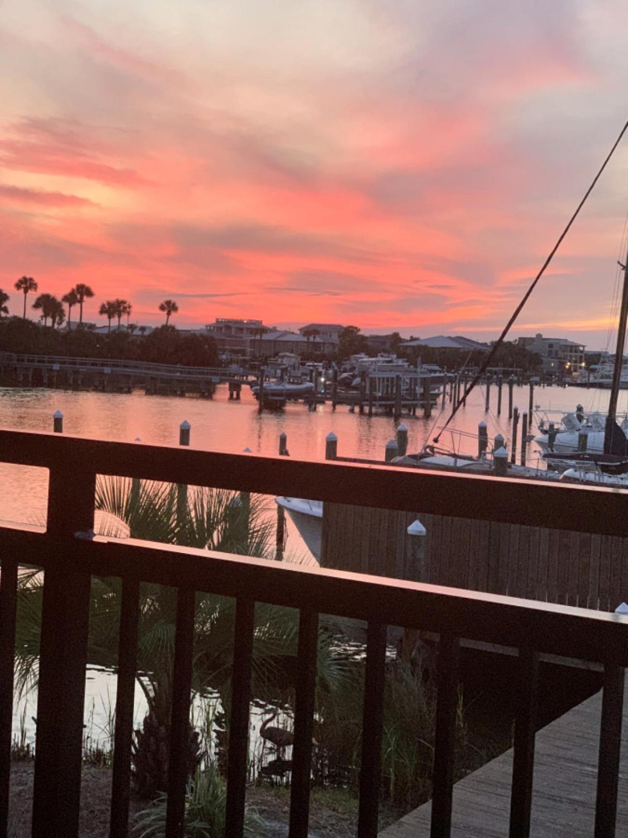 Sandpiper Cove Unit 4139 *