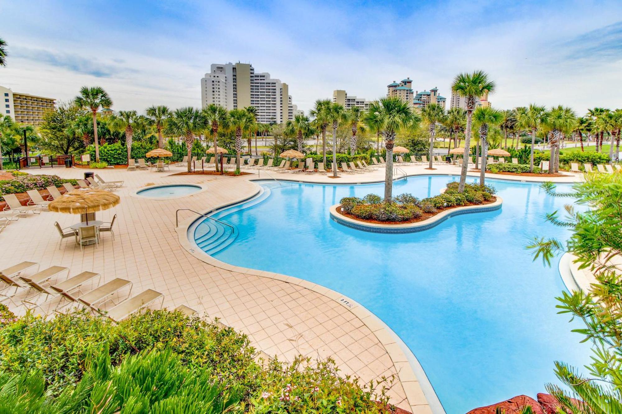 Apartment Luau 7010 And 7012 Destin